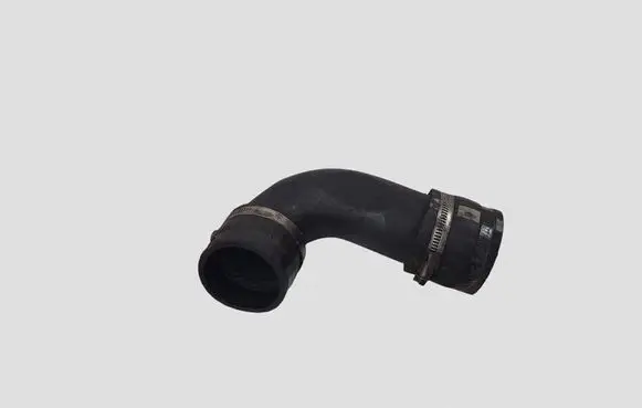 Volvo V70 Air intake hose/pipe 30696253