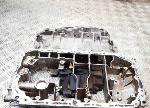 Porsche Cayenne (92A) Oil sump 06E103623K 06E103603AK