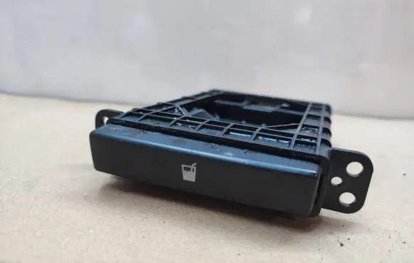 Toyota Avensis T250 Cup holder MT3509
