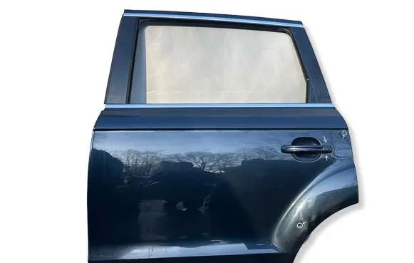 Audi Q7 4L Rear door 4L0833311