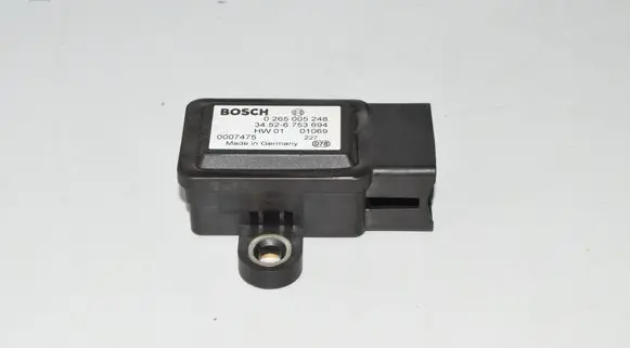 BMW 5 E39 ESP acceleration yaw rate sensor 6753694 0265005248