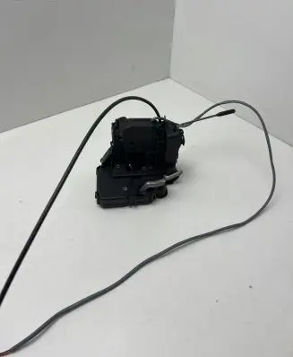 Mercedes-Benz CLC CL203 Rear door lock A046998