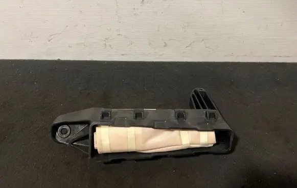 Porsche Macan (95B) Seat airbag 95b880441