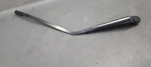 Peugeot 405 Rear wiper blade arm 