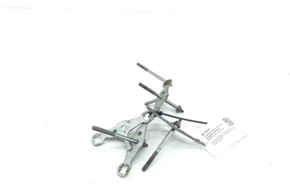 BMW 6 F06 Gran coupe Fuel Injector clamp holder