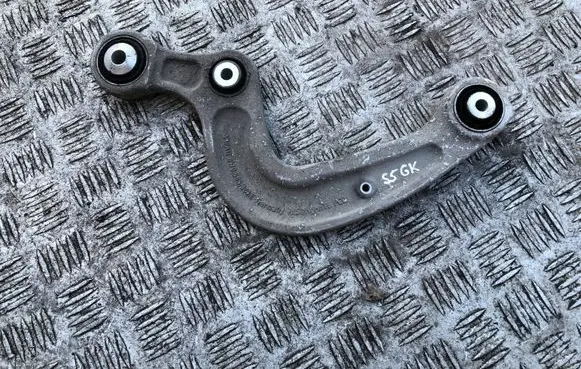 Rear control arm