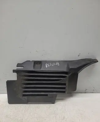 Renault 19 Front bumper upper radiator grill 7700819254