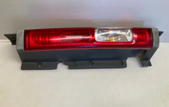 Renault Trafic II (X83) Rear/tail lights 93857722