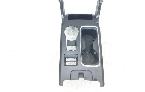 Cup holder front