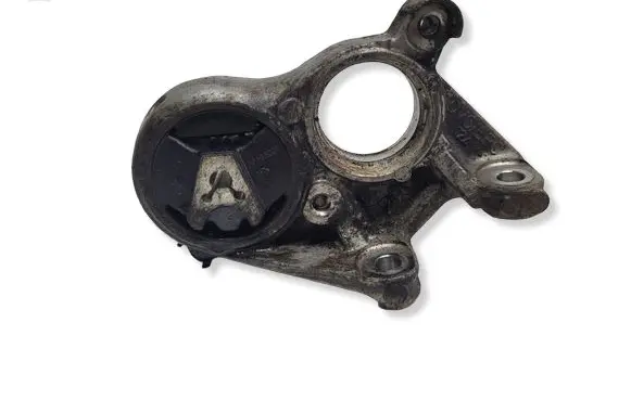 Citroen C4 Cactus Engine mount bracket 81090780