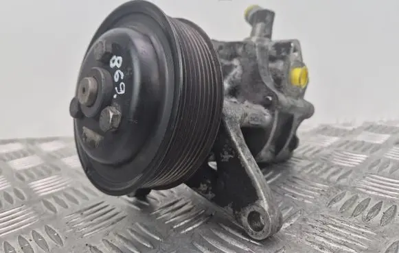 BMW 7 F01 F02 F03 F04 Power steering pump 679435002
