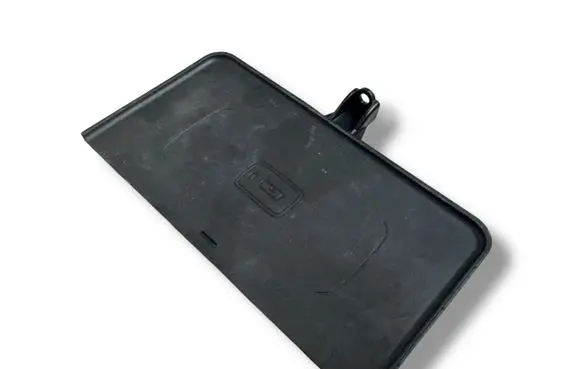BMW 5 G30 G31 G38 Wireless charging module 6825850