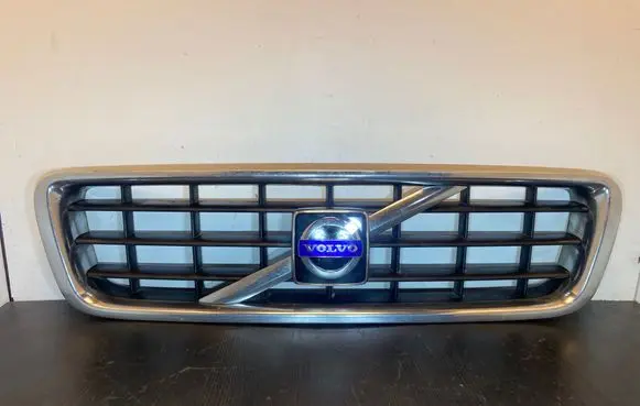Volvo S60 Front grill 30698617 30698616
