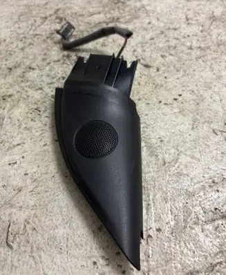 Volkswagen PASSAT B5.5 Front door high frequency speaker 3B0837985