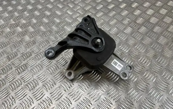 KIA Sorento IV Engine mount bracket 21815L1200