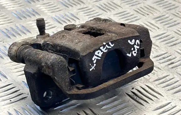 Nissan X-Trail T31 Rear brake caliper
