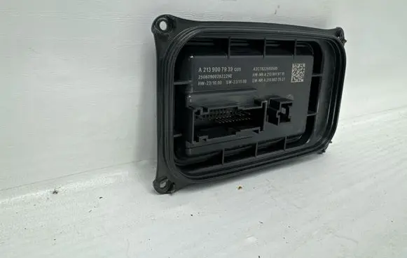 Mercedes-Benz E W213 Headlight ballast module Xenon A2139007939 A2C7822680500 A2139019715