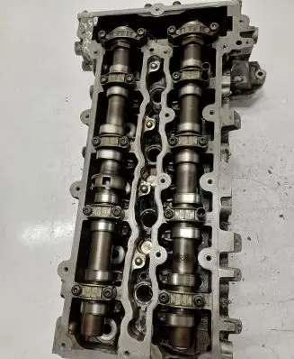 Mercedes-Benz C AMG W204 Engine head R651016
