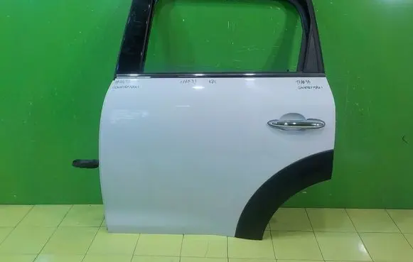 Mini Cooper Countryman R60 Rear door LEWE