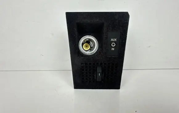 BMW 7 E65 E66 AUX in-socket connector 6930561
