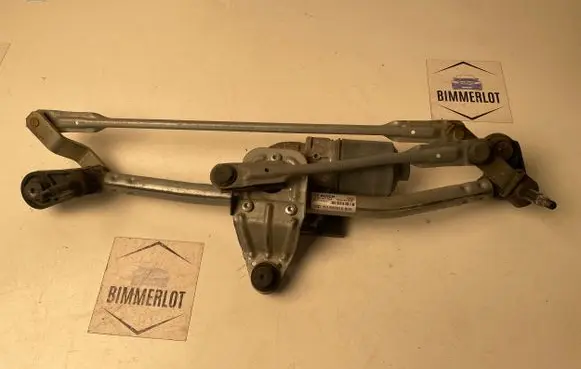 Audi A3 S3 8V Front wiper linkage and motor 8V1955119A
