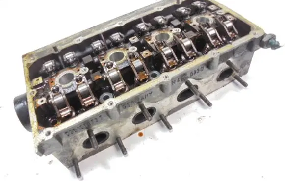 Volkswagen Golf IV Engine head 036103373T