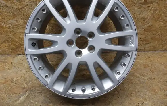 R19 alloy rim