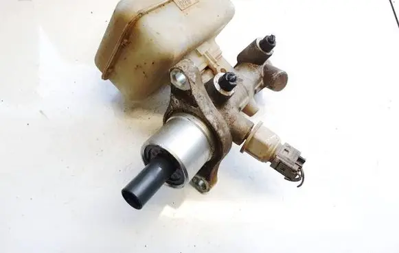 Skoda Octavia Mk1 (1U) Master brake cylinder 03350884591 03.3508-8459.1