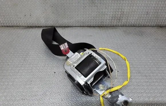 Opel Agila A Front seatbelt