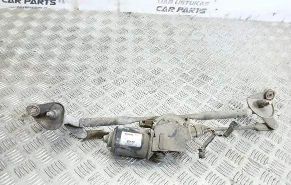 Toyota Avensis T250 Front wiper linkage and motor 8511005060