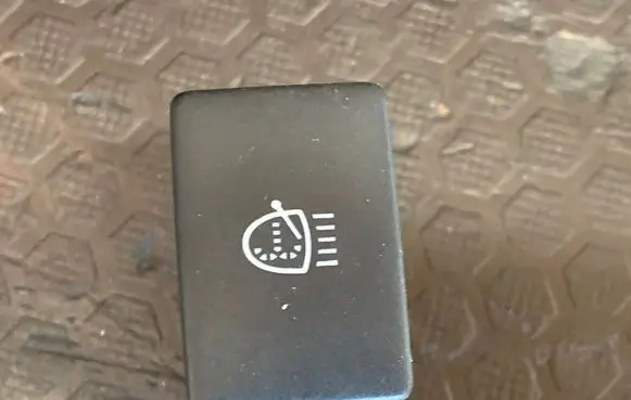 Toyota Avensis T270 Headlight washer switch 8415002040 1279