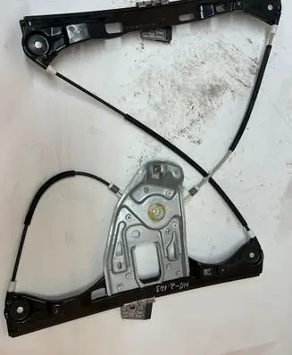 Mercedes-Benz C W203 Front door electric window regulator A2037203746