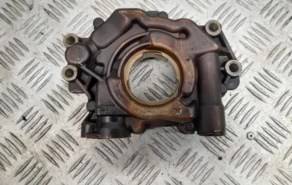 Dodge RAM Oil pump 0305174121