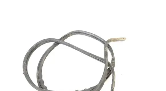 Audi A6 S6 C7 4G Rubber seal front door (on door) 72337