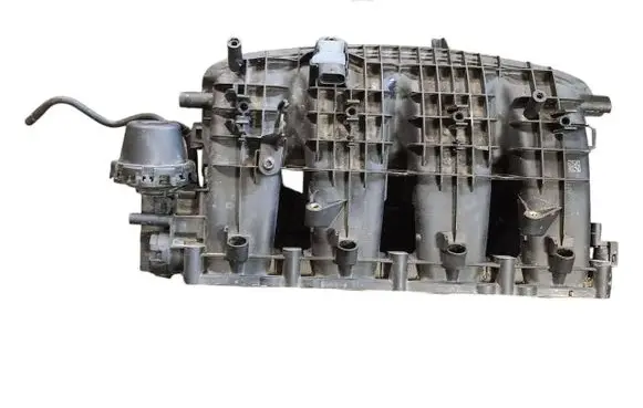 Volkswagen Golf VII Intake manifold 06L133201AH 70542072 06H906283