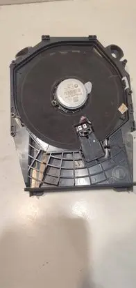 BMW 1 E81 E87 Subwoofer speaker 9204785 18820010 430407860811