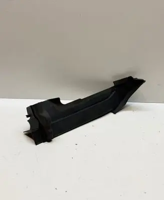 Audi Q7 4M Fender end trim 4M0821169C