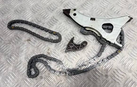 Mercedes-Benz GLS X166 Timing chain (engine) A2760500217 A2760522116