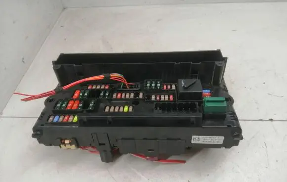 BMW 5 F10 F11 Fuse module 925281501 317033442 250114