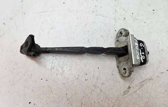 Honda CR-V Rear door check strap stopper