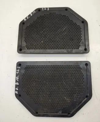 Side speaker trim/cover
