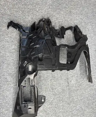 BMW X6 G06 Front bumper mounting bracket 51118085666 8085666 10503420