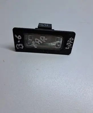 Volkswagen PASSAT B6 Number plate light 8T0943021