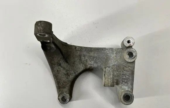 Jeep Compass Front differential bracket 68298626AA