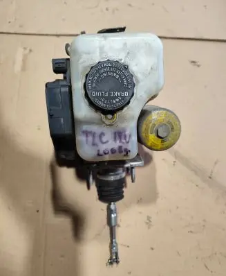 Toyota Land Cruiser (J120) ABS Pump 8954160061 1116J151176