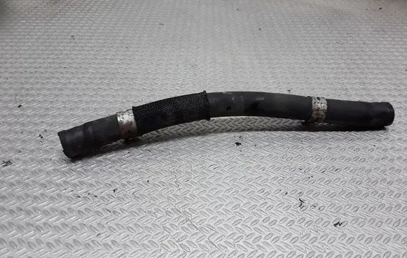 Toyota Auris 150 Engine coolant pipe/hose