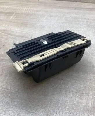 Volkswagen Touran I Car ashtray 7L6857952 7L6857952A