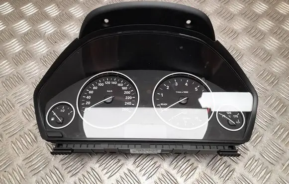 BMW 3 F30 F35 F31 Speedometer (instrument cluster) 9287475