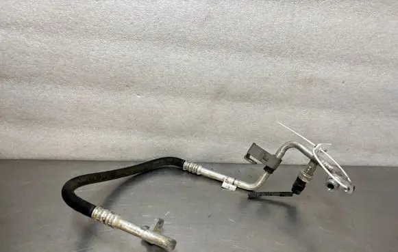 Air conditioning (A/C) pipe/hose