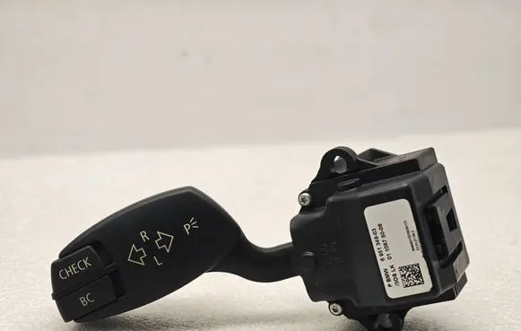 BMW 5 E60 E61 Indicator stalk 6951349 0110675006 SN0071070930172
